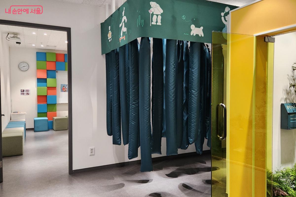 성교육 놀이와 활동공간, 성교육을 주제로 방탈출을 할 수 있다. ©김미선