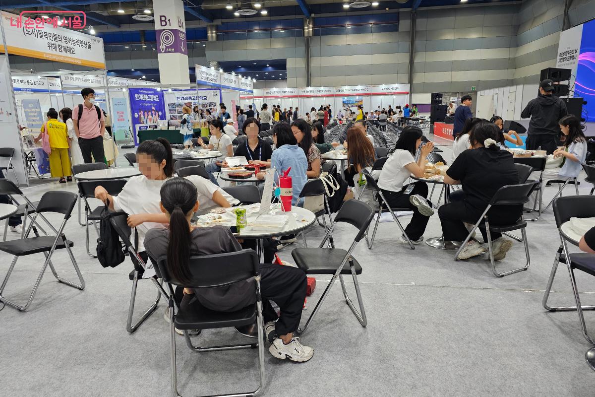 아이부터 어르신까지 시민들이 함께 어울리는 ‘공감의 시간’으로 가득했다. ©이혜숙