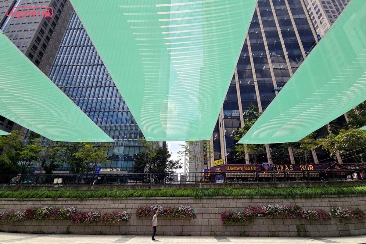 이후 그늘막은 새활용으로 사용될 예정이다. ©김윤경