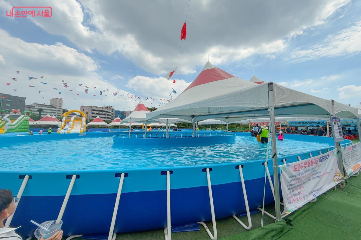 수질 관리에 진심인 &lsquo;도봉 여름 와글와글 물놀이장&rsquo; &copy;이미현