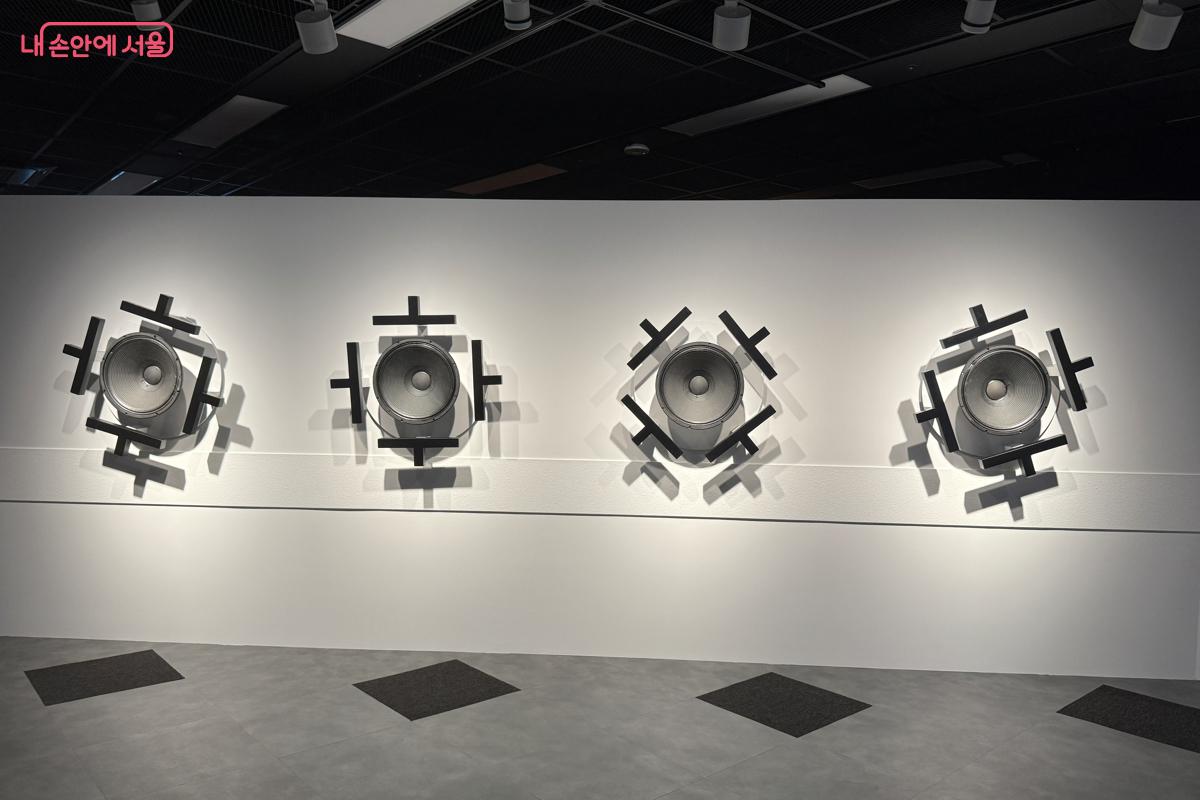 해미 클레멘세비츠 작가의 &lsquo;궤도(토토포노로지 #4)&rsquo; &copy;이하늘