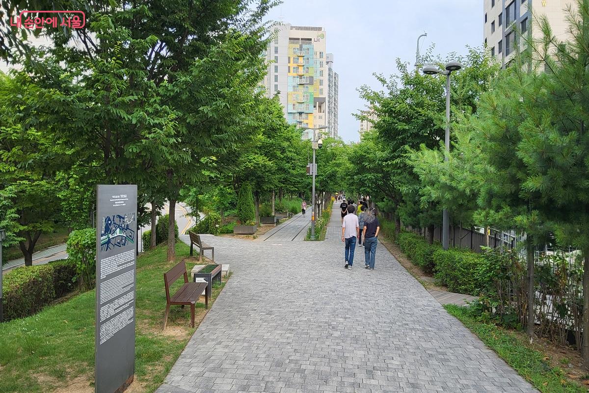 과기대입구 철교에서 바라본 행복나눔주택 방향 ©권수진