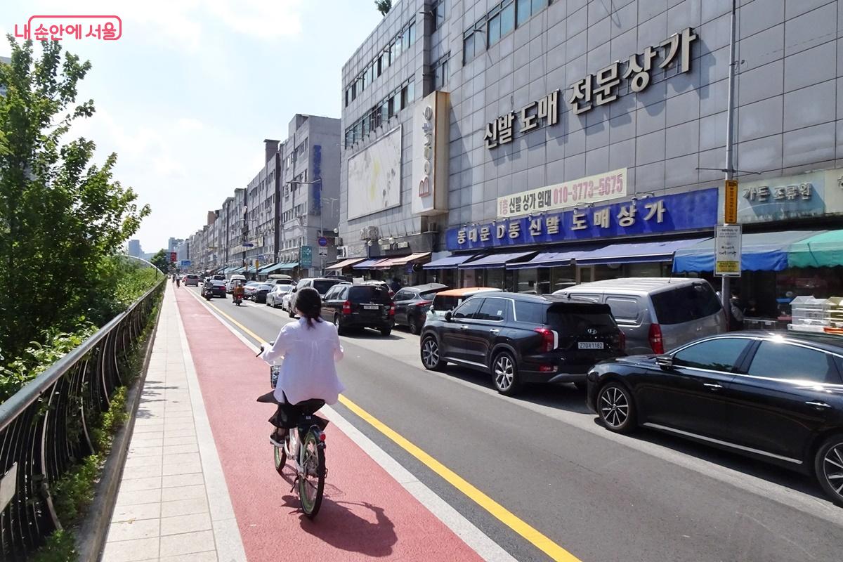 생활 속 이동 수단으로 사랑 받고 있는 서울시 공공자전거 따릉이 ⓒ김종성 