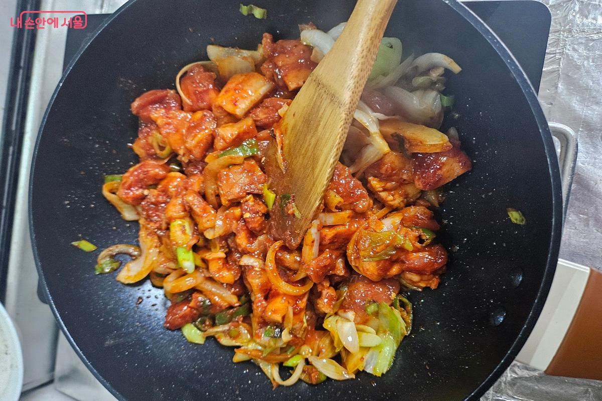 '청년 씩씩해 프로젝트'를 마친 후 직접 집에서 요리를 해보았다. ⓒ김진호