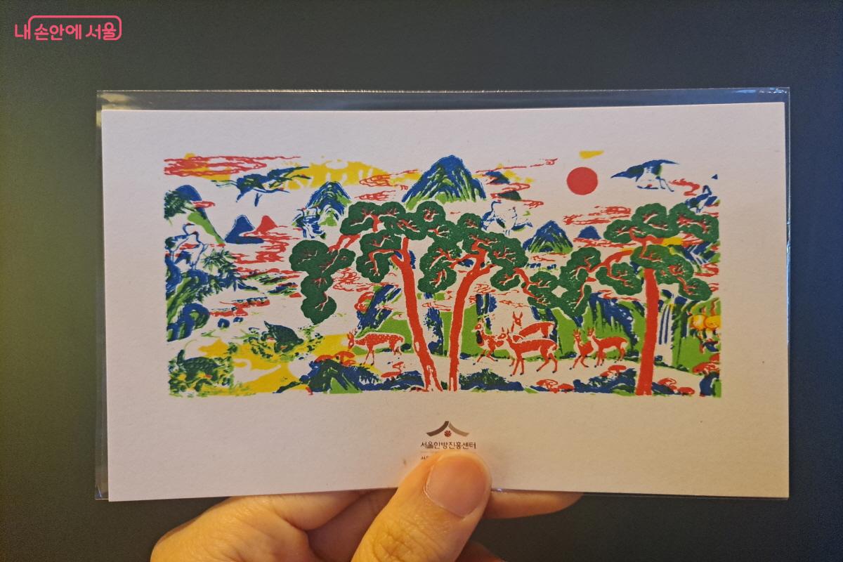 스탬프를 다 찍고 나면 멋진 '장생도'를 완성할 수 있다. ⓒ이영섭