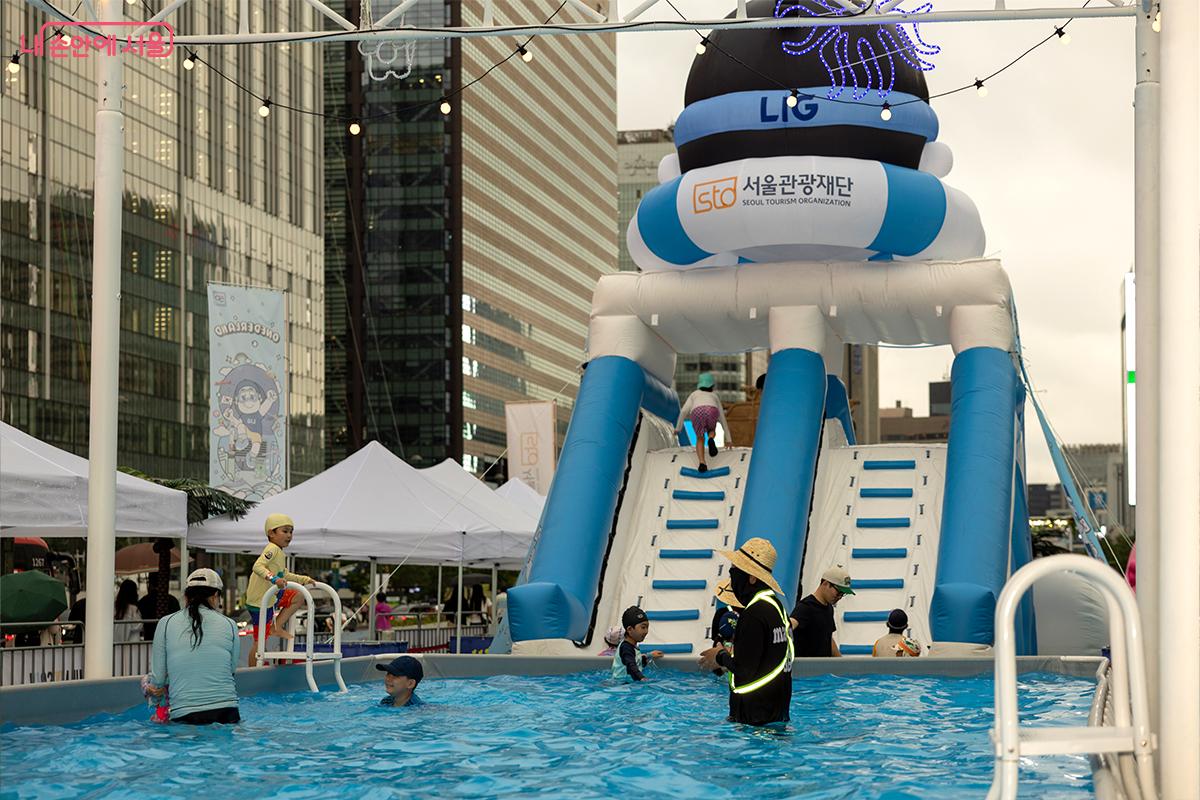 아이들을 위한 최고의 여름 놀이터로 변신한 광화문광장 ©장신자