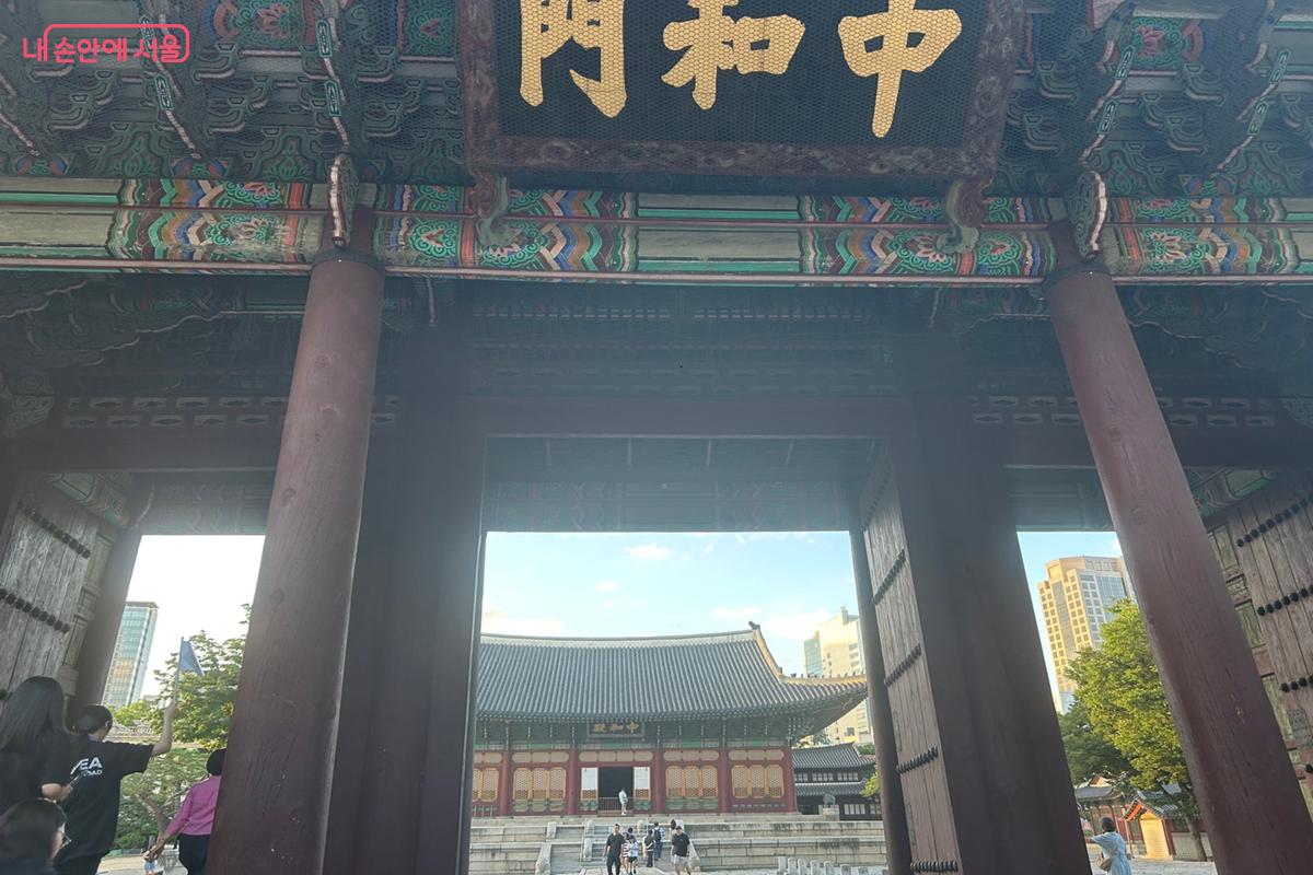 주권을 지키려 했던 애국 선열의 노력을 엿볼 수 있다. &copy;백진숙