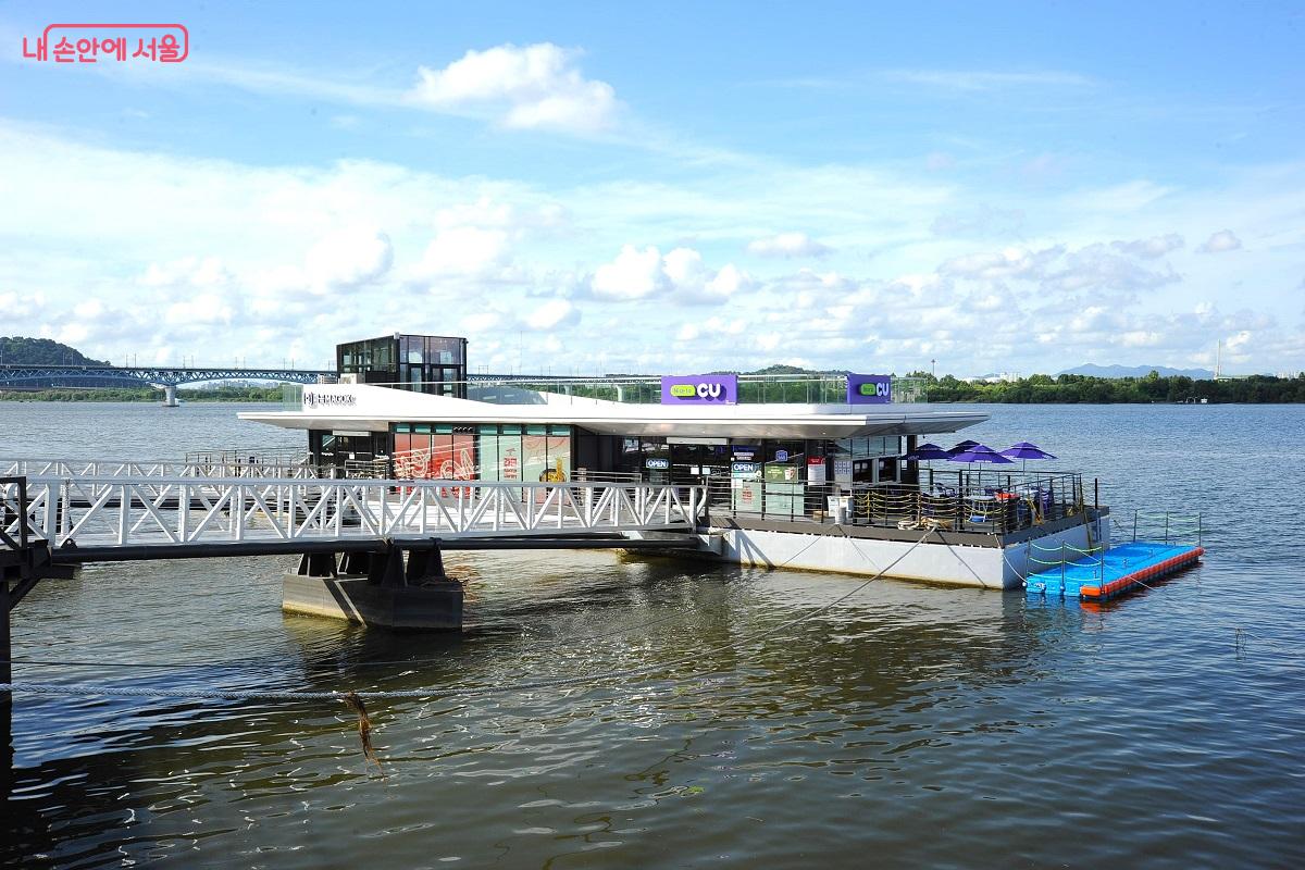 강서한강공원 가양나들목 인근에 위치한 마곡 선착장 ©조수봉