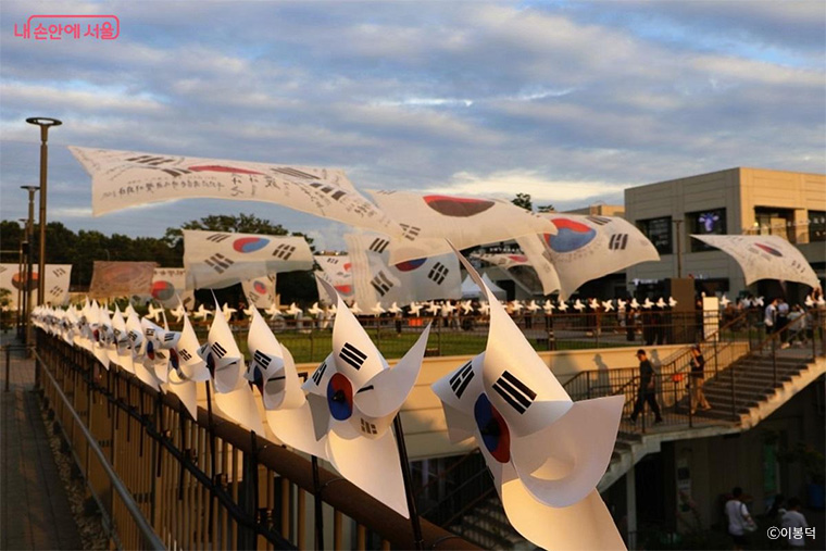 광복 80주년 특별기획 <독립, 너의 미래를 위해서였다>는 17일까지 이어진다.