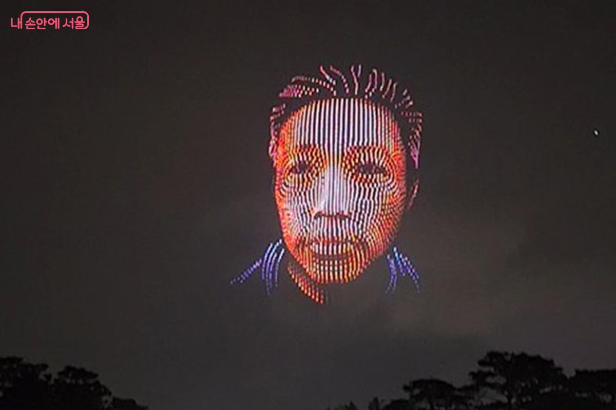 '안중근' 의사는 이토 히로부미를 저격한 항일 의병장(대한독립군 '대한의군(大韓義軍)' 참모중장)이자 동양 평화를 외친 정치 사상가이기도 하다. &copy;정향선