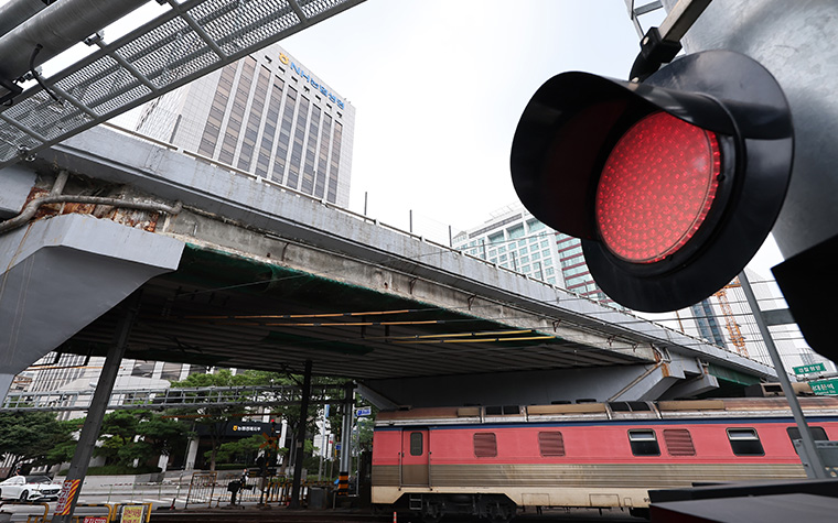 서소문고가 17일부터 철거…교통통제·우회도로 확인