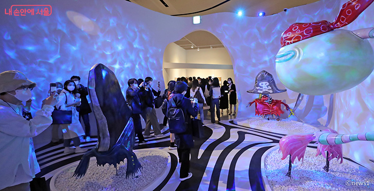 2022년 DDP에서 열린 팀 버튼 특별전