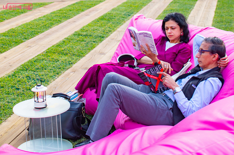 상반기 전체 방문객 중 11%가 외국인으로 나타난 만큼, 해외관광객을 위한 서비스도 대폭 강화한다.
