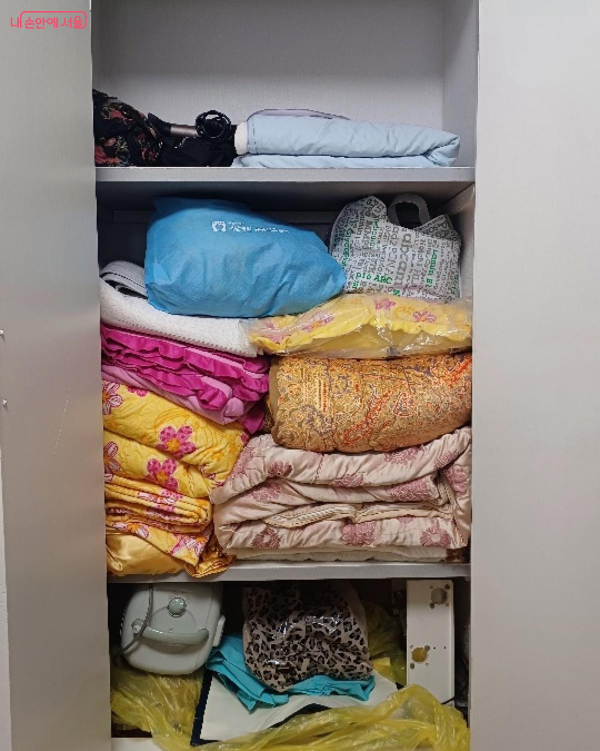 정리 전(前) 옷장 ©박승식