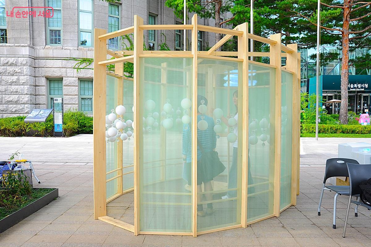 이화여대, ‘Lotune: Washed by Nature’는 참여에 의해 유지되고 변화하는 순환적 공간을 제안한다. ©조수봉