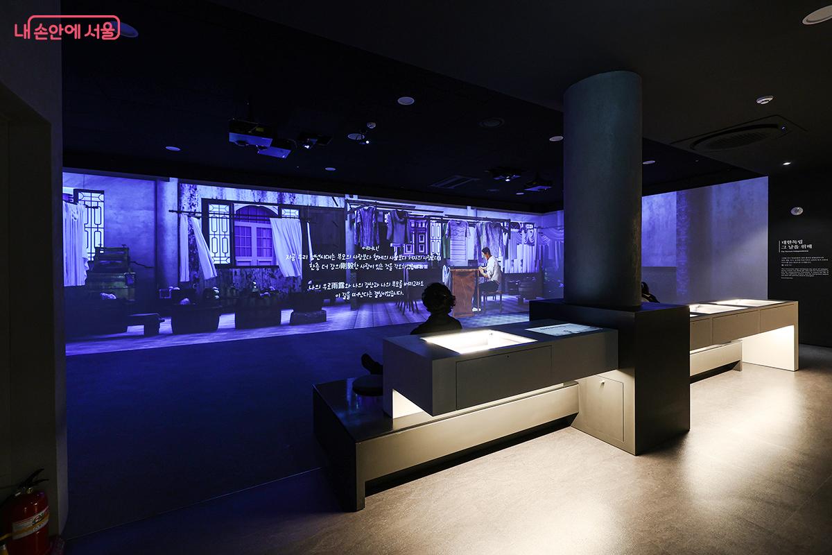 매헌윤봉길의사기념관을 찾은 시민들의 모습 &copy;김주연