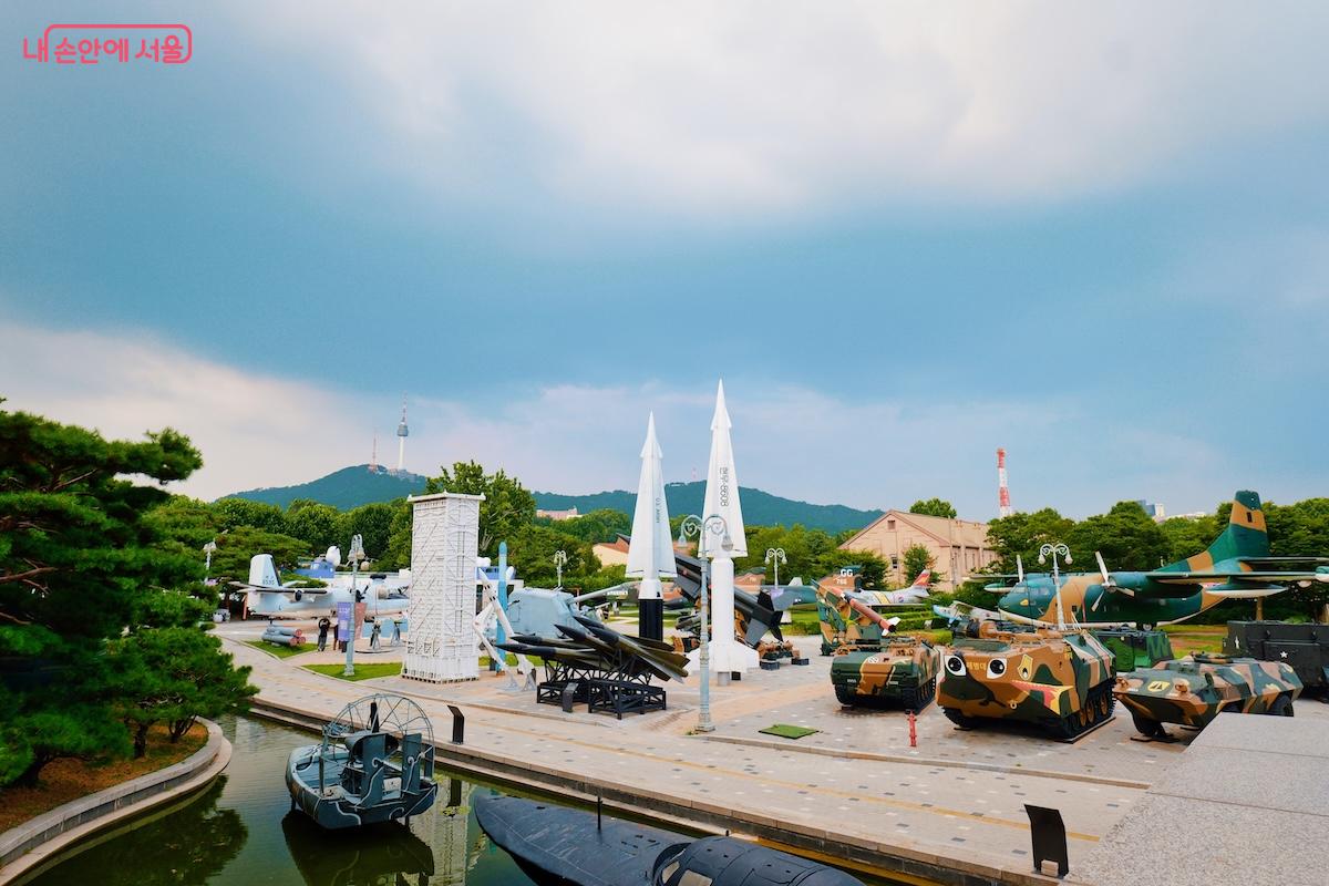 야외 전시장 모습 &copy;김혜민
