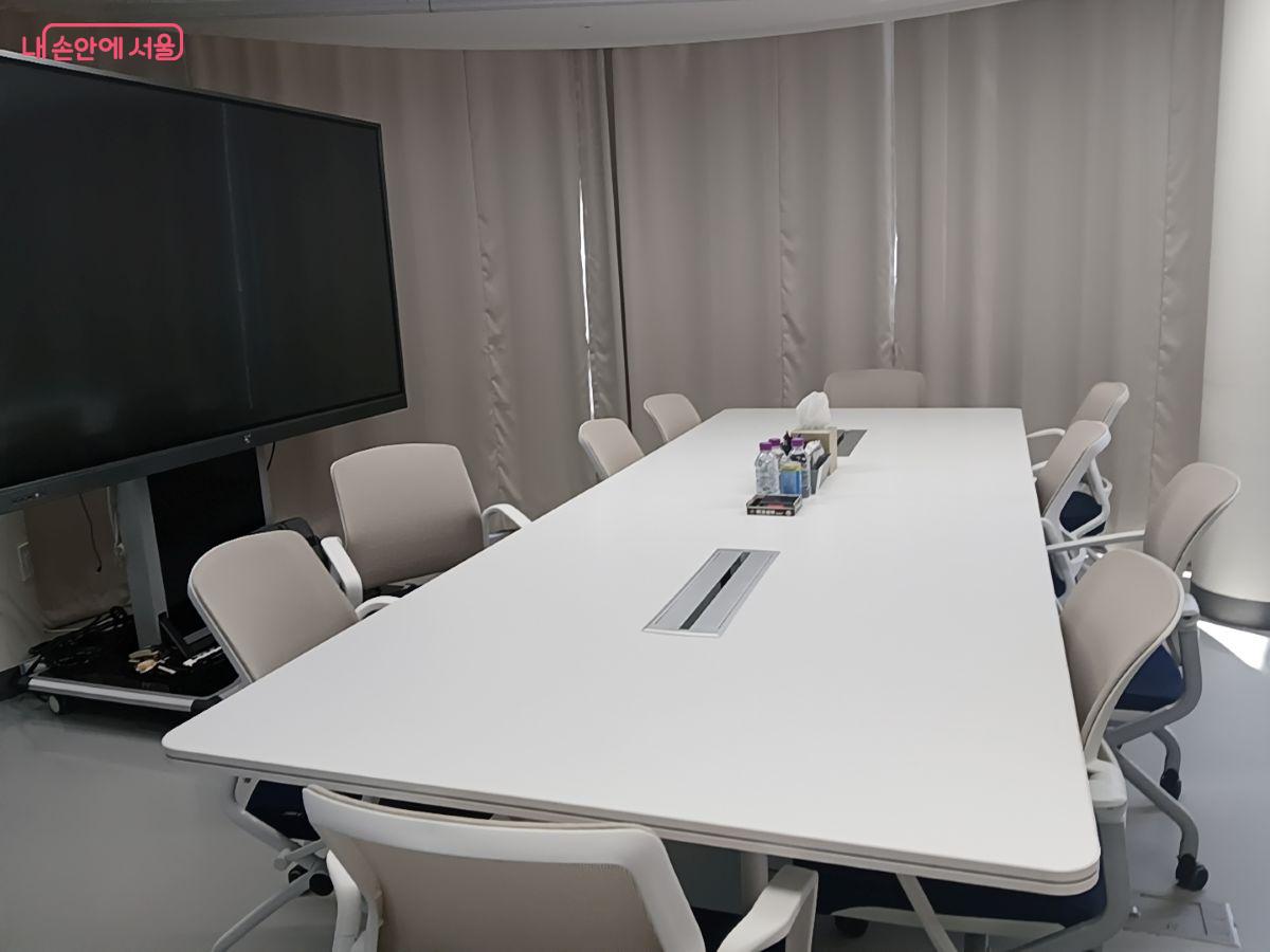 소규모 회의 등이 가능한 소회의실 ©최은영