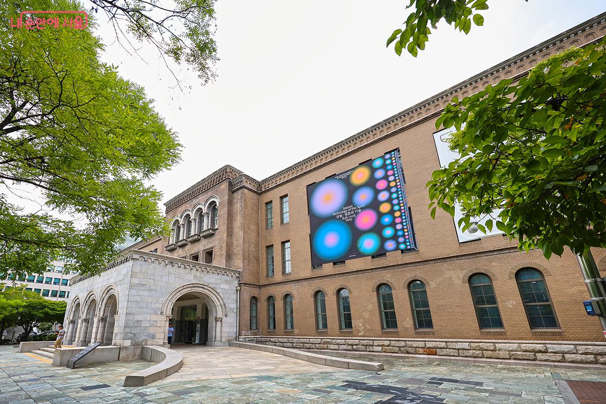 8월 26일부터 시작된 서울미디어시티비엔날레. 서울시립미술관 <강령: 영혼의 기술>전 ©김주연