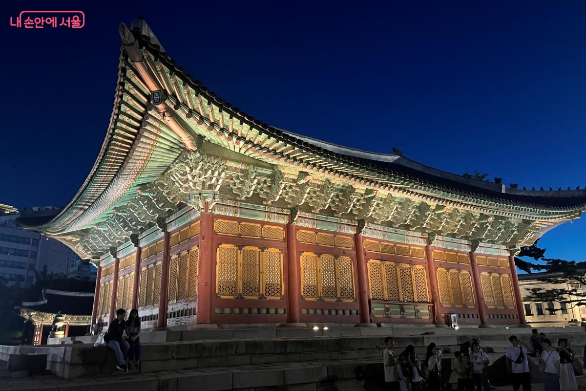 덕수궁의 정전으로 중요한 국가 의식과 조회가 열리던 곳, 중화전 ©김연희