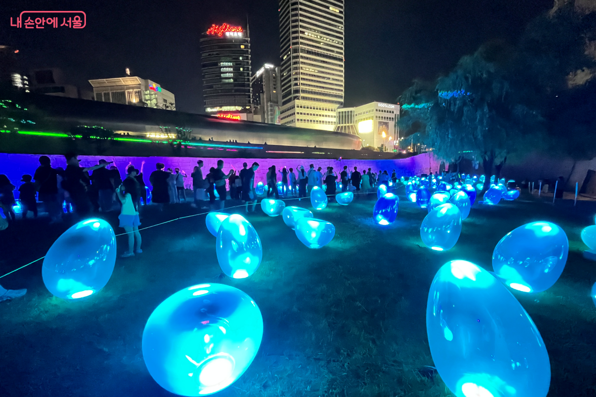 DDP 여름 스페셜 투어 '매혹적이거나'가 8월 10일까지 매주 금·토요일에 진행됐다. ©김연희 