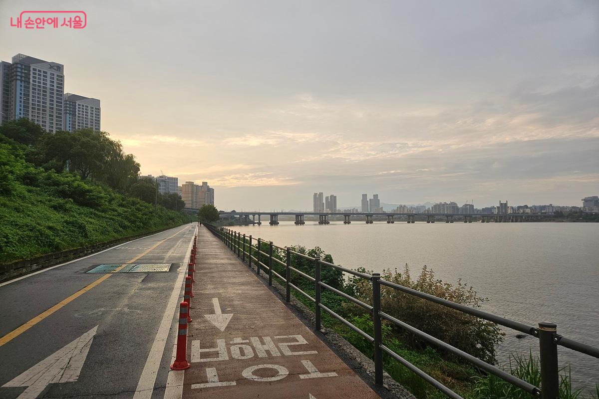 '난이도 상' 미션 가운데 '7979 서울 러닝크루'에 도전했다. ©김진호