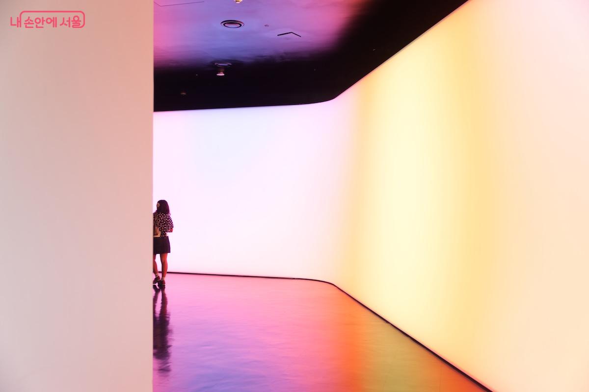 K-드라마 속 사랑의 장면들을 만나게 된다. &copy;임중빈