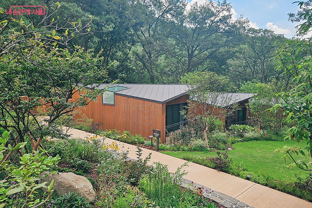 도심 속 작은 쉼표, 수락휴와의 만남 &copy;문청야