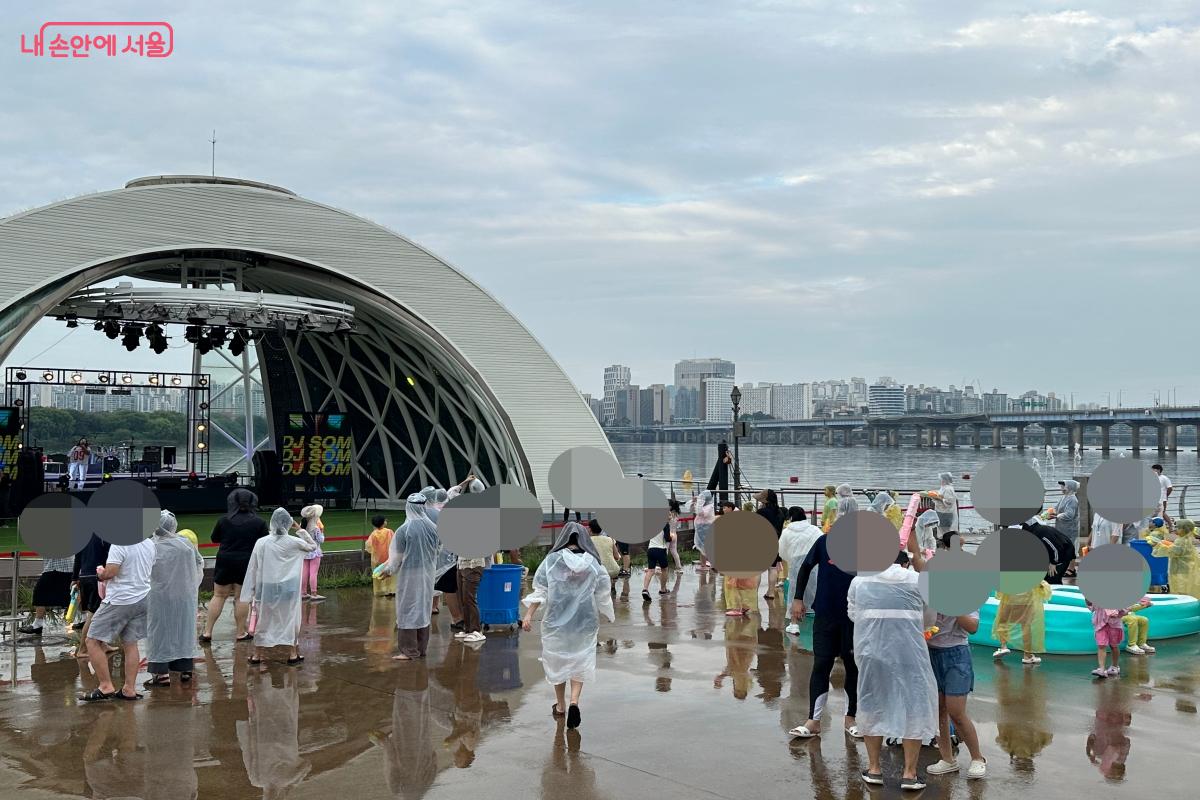 물총 축제 진행 모습 &copy;강다영