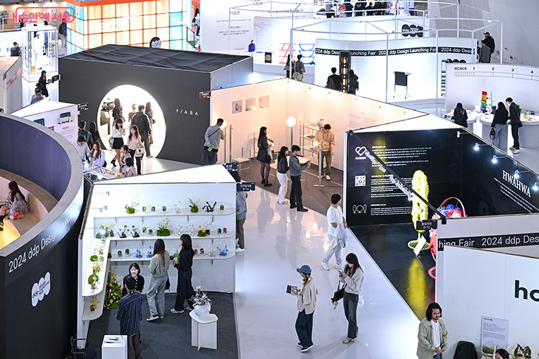 오는 10월 개최될 ‘DDP디자인페어’ 티켓 사전 예약이 시작됐다. 사진은 지난해 DDP디자인페어.