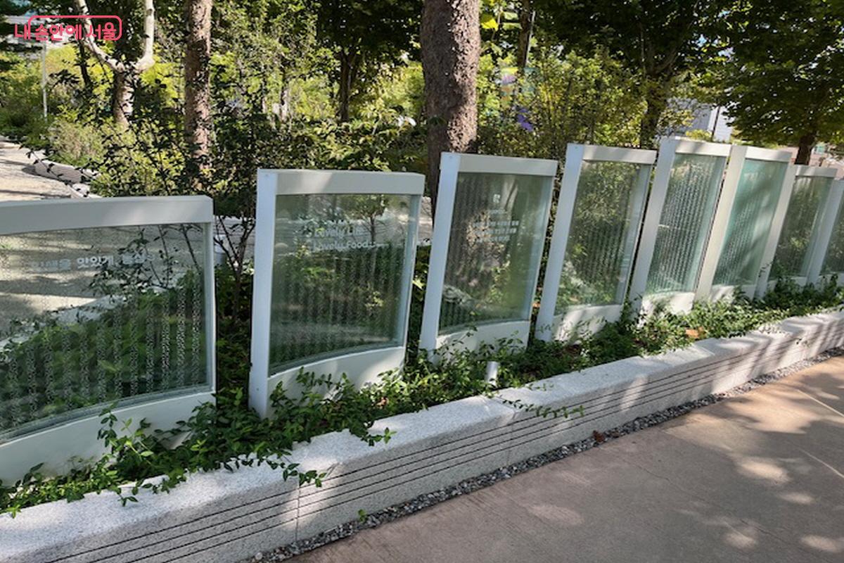 사진전이 열려 볼거리를 더했다. ©조현호