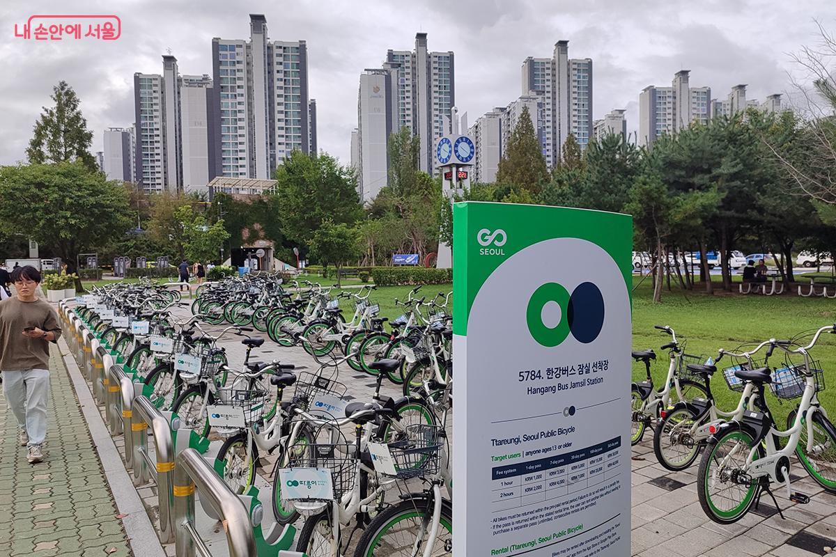 지하철과 선착장은 따릉이 자전거로 이동이 가능하다. ⓒ정승환