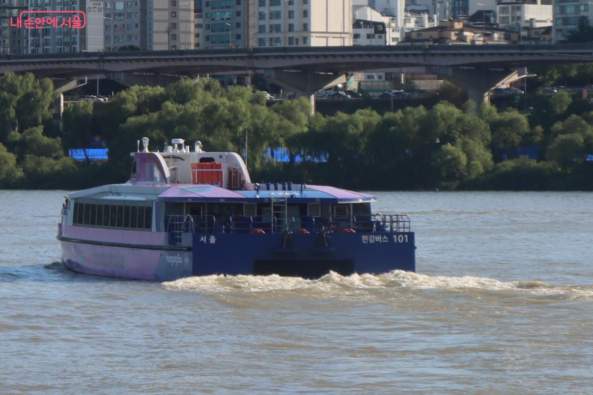 한강버스 ⓒ조송연