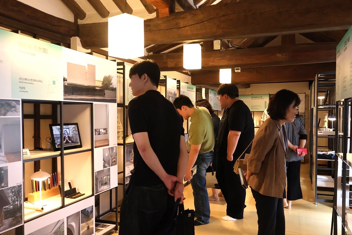 한옥의 품에서 만난 K-건축의 미래&hellip;'서울건축문화제' 탐방!