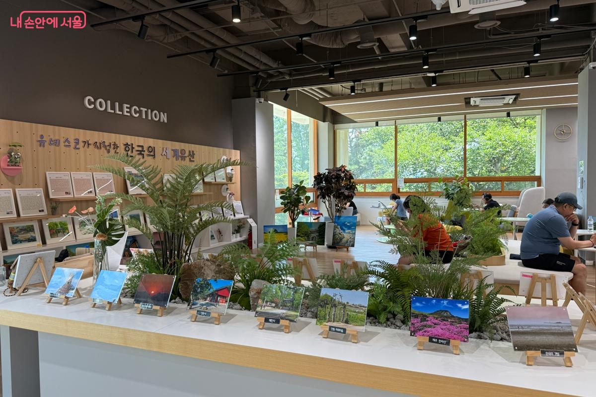 남산도서관 디지털라운지 전시공간 ©이하늘