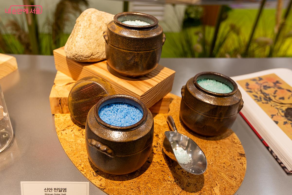 신안 천일염은 햇살과 바람이 빚은 바다의 선물이다. ©문청야