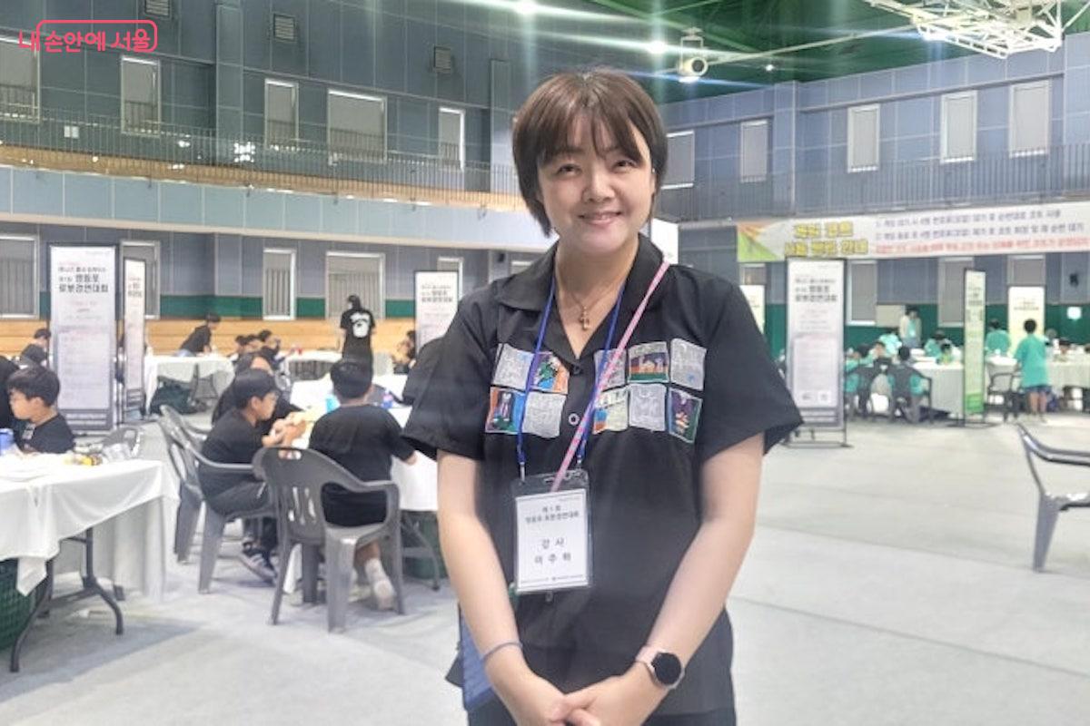 현장에서 문제를 직접 해결하는 실습 교육의 중요성을 강조하는 융합인재교육센터 이주하 강사 ⓒ김용임 