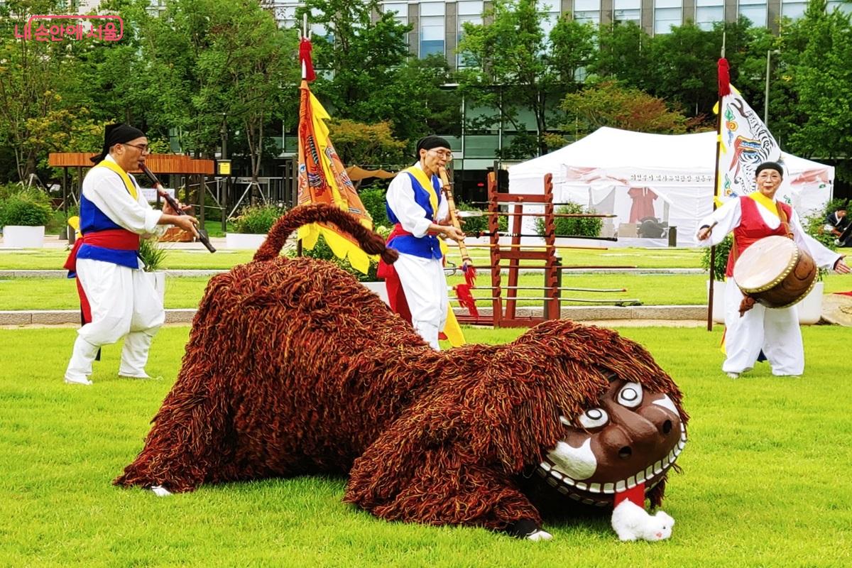 국가무형유산 제 15호 북청사자놀음 &copy;김병규