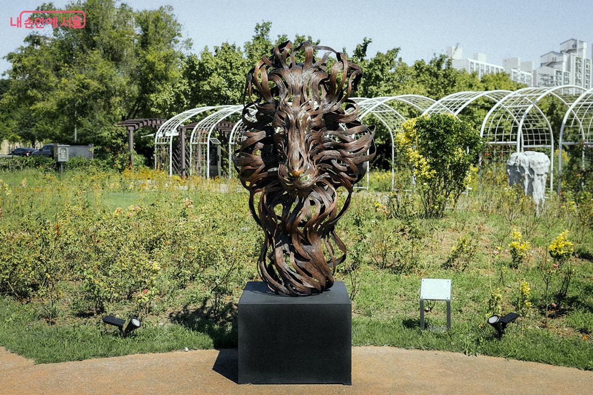 강성훈 작가의 <바람의 사자 H> ©김아름