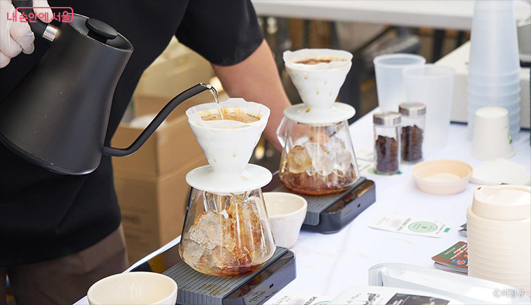 로컬 브랜드 커피로 유명한 경춘선 공릉숲길