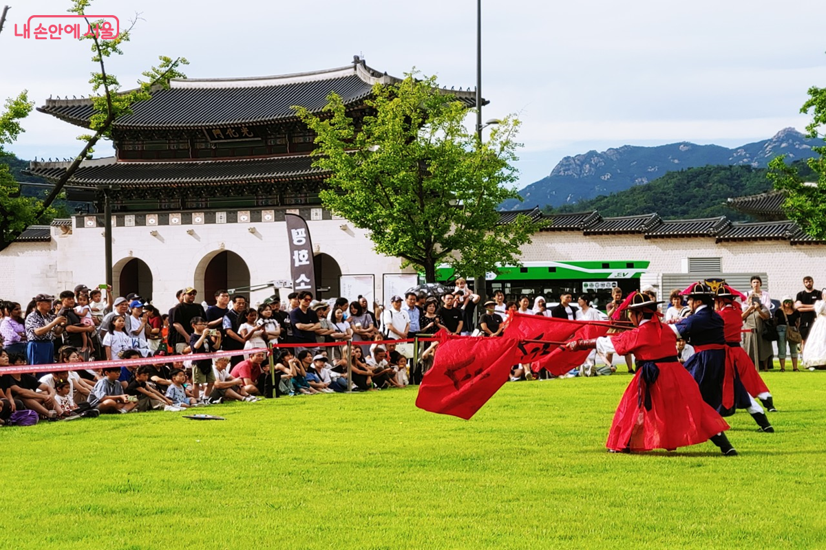 전통무예 공연 '기창' 군무 &copy;김병규