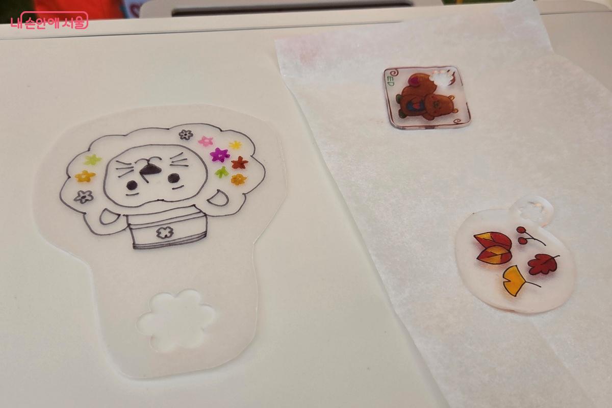 직접 그린 그림이 축소되고, 가을 감성과 추억을 담긴다. &copy;김미선