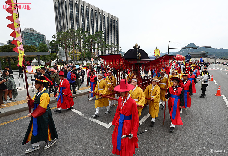 9월 28일 오전 8시부터 ‘2025년 정조대왕 능행차 공동재현’ 행사가 열린다. 