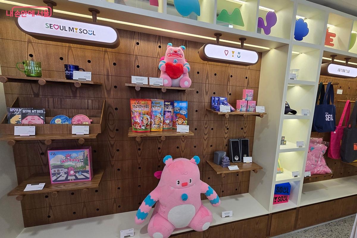 서울시 공식 굿즈 코너 ©김윤경