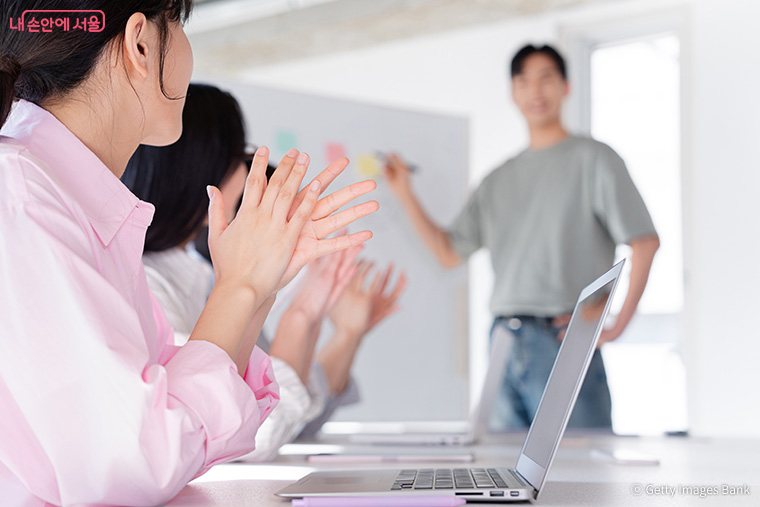 서울형 강소기업은 일·생활 균형 조직문화, 고용 안정성, 복지혜택이 우수한 기업을 선정한다.