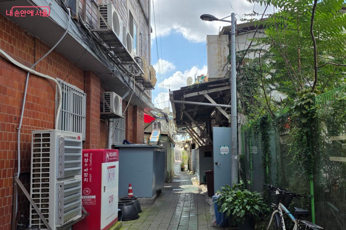 실제로 쪽방 주민들이 거주하는 공간이다. ©김민지