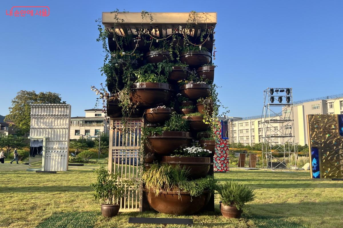 유명 셰프 에드워드 리가 창작한 ‘살아 있는 레스토랑’ ©박지영