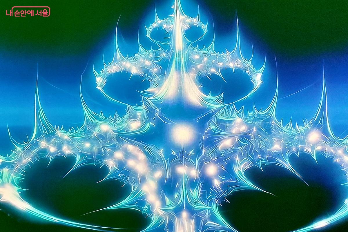 딜레탕티즘의 박지영 디자이너는 음악, 예술, 감정에서 영감을 받아 입는 것을 감각과 태도의 표현으로 풀어 낸다. ©정향선