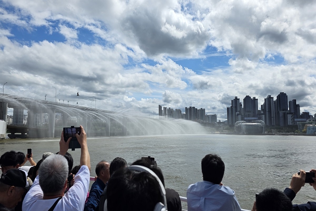 큰 기대 없이 타본 한강버스, 상상 이상 짜릿! 추석 연휴 때 추천해요~ 