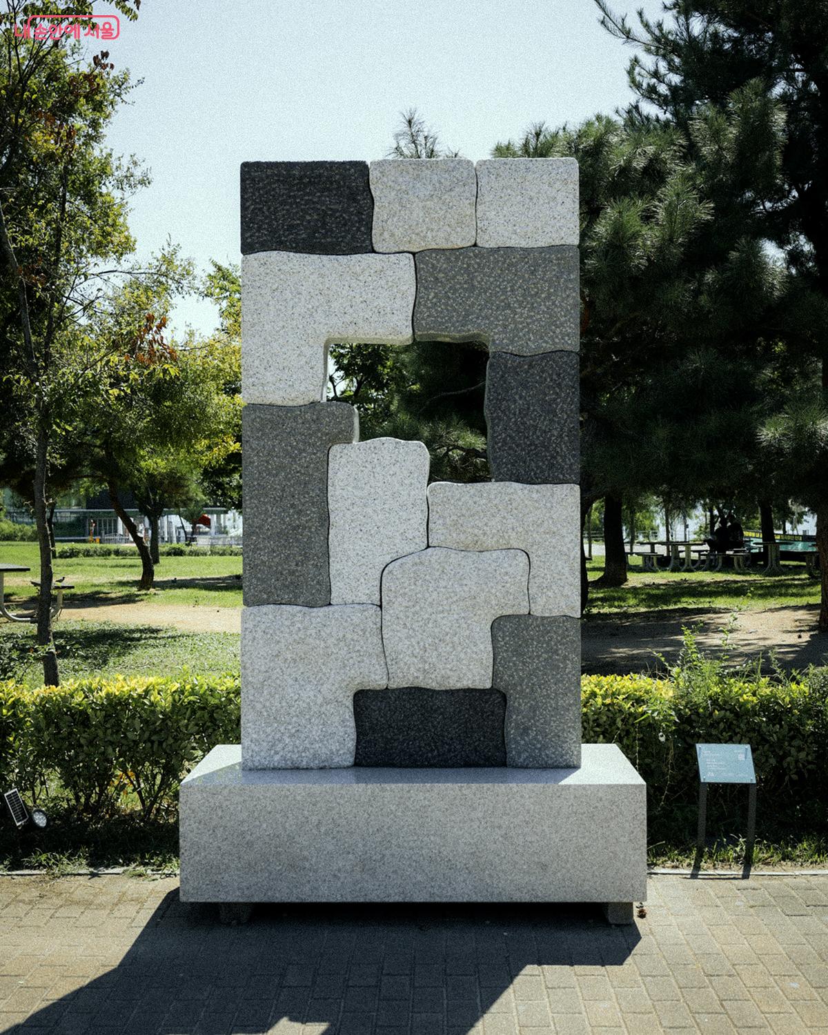 김지영 작가의 <관계-비움> ©김아름